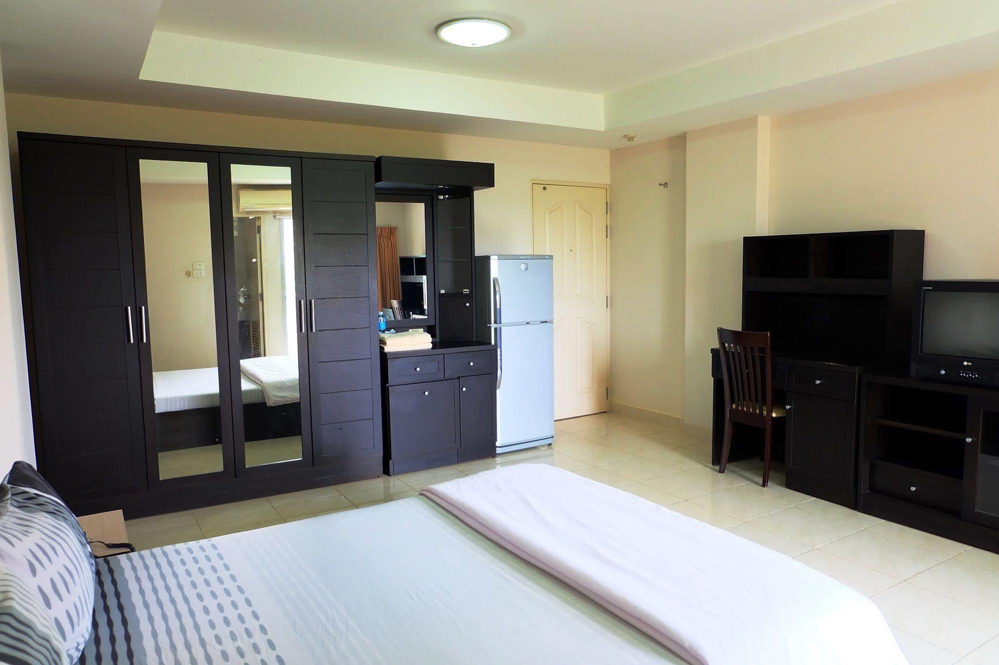 ราลีเว Hotel บ้านบางบ่อ ภายนอก รูปภาพ
