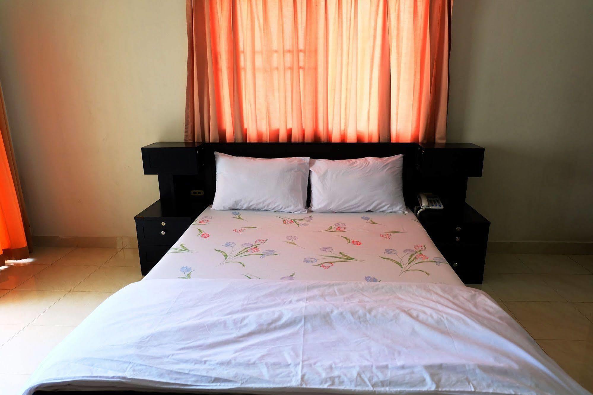 ราลีเว Hotel บ้านบางบ่อ ภายนอก รูปภาพ